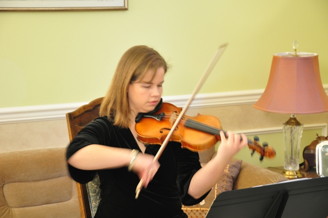 heather-playing-violin1.jpg